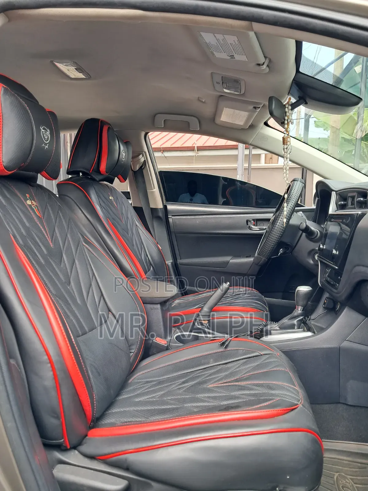 Toyota Corolla LE Eco (1.8L 4cyl 2A) 2019 Gray