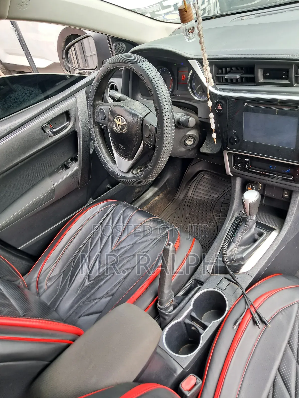 Toyota Corolla LE Eco (1.8L 4cyl 2A) 2019 Gray