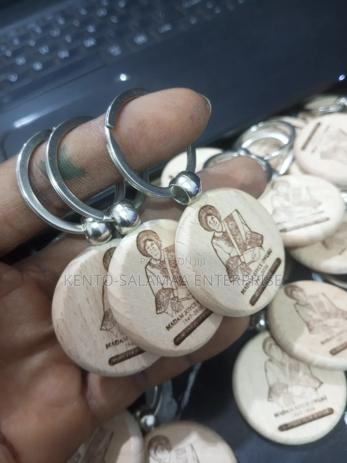 Customize Engraved Wooden Key Holder