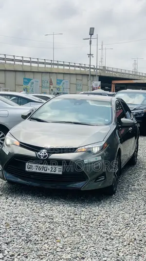 Toyota Corolla LE (1.8L 4cyl 2A) 2019 Gray