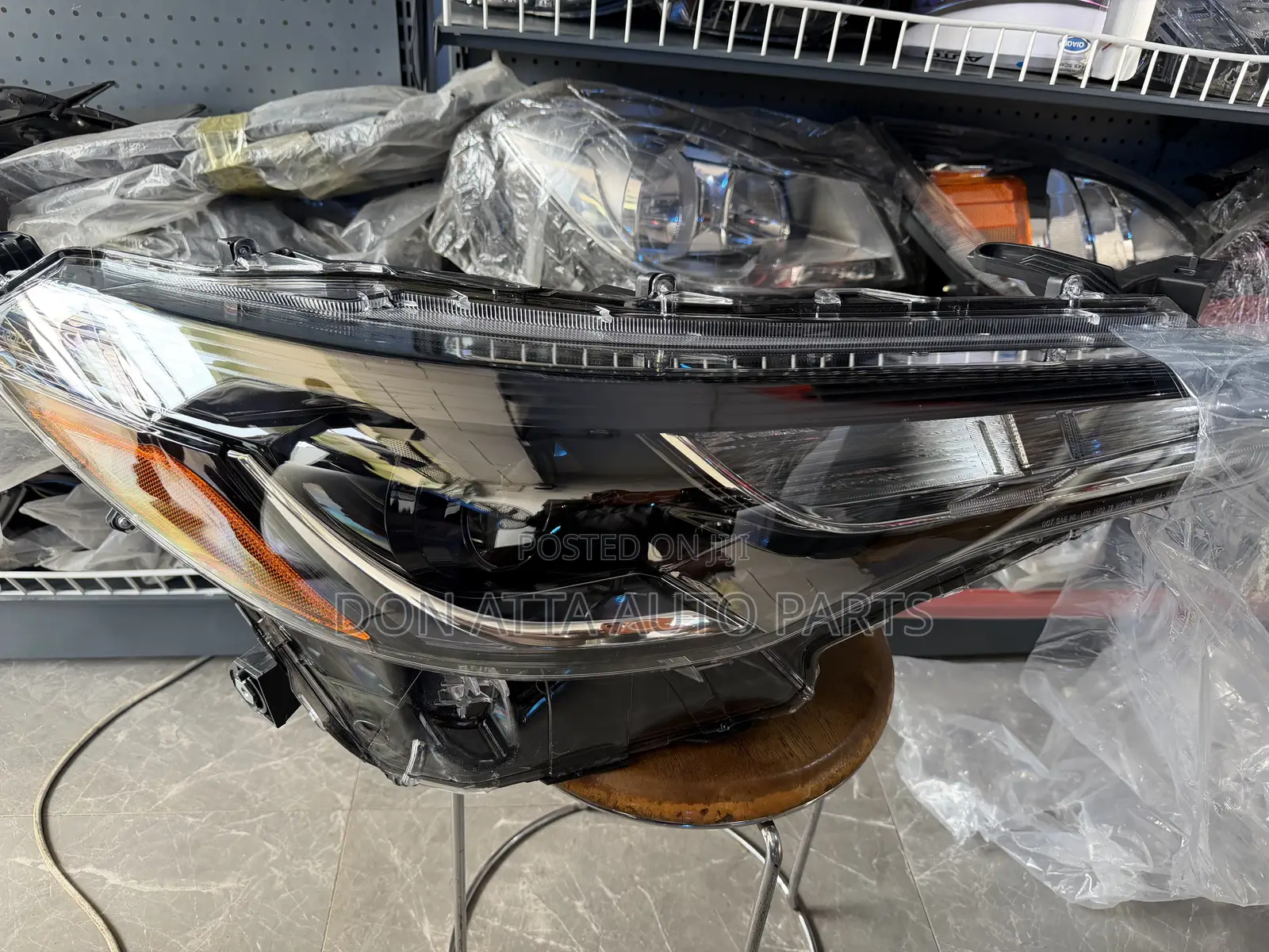 Toyota Corolla Cross 20-23 Head Light Normal Available