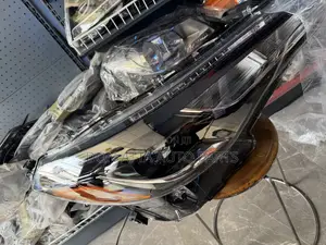 Toyota Corolla Cross 20-23 Head Light Normal Available