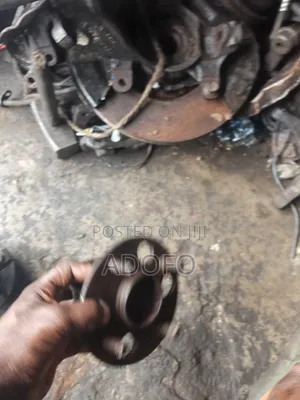 Toyota Yaris Back Hub