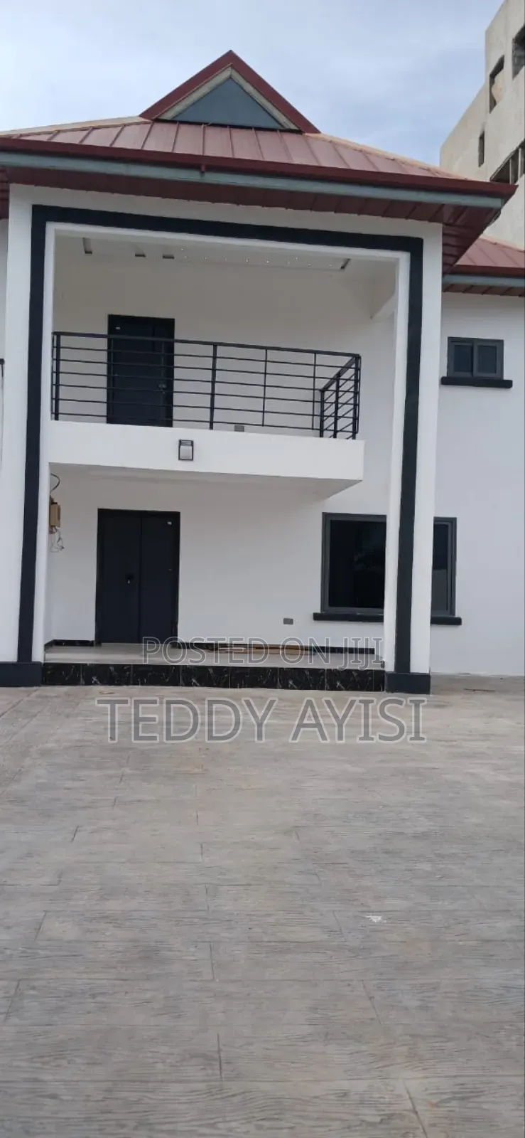 Furnished 4bdrm House in Djagadu Junction, Community 25 for rent
