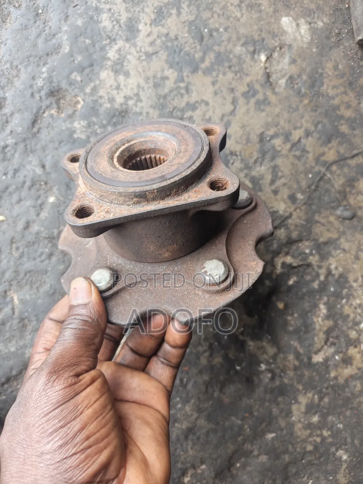 Toyota Ran 4 Back Hub 2008 to 2015