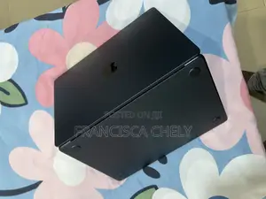 Laptop Apple MacBook Air 2024 M3 8GB Apple M3 SSD 256GB