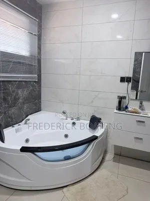 4bdrm House in The Mall for sale