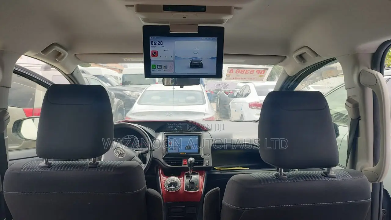 Toyota Voxy SV Premium 2014 Black