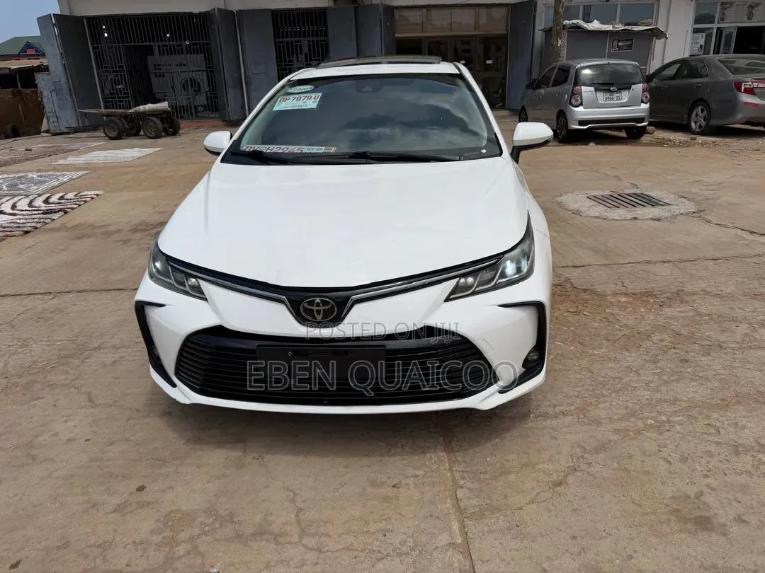 Toyota Corolla 2020 White