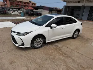 Toyota Corolla 2020 White