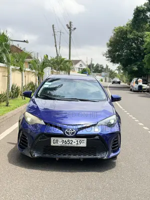 Toyota Corolla S 4dr Sedan (1.8L 4cyl CVT) 2014 Blue