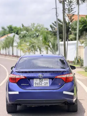 Toyota Corolla S 4dr Sedan (1.8L 4cyl CVT) 2014 Blue
