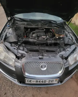 Jaguar XF 2012 Silver