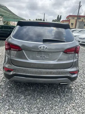 Hyundai Santa Fe 2017 Gray