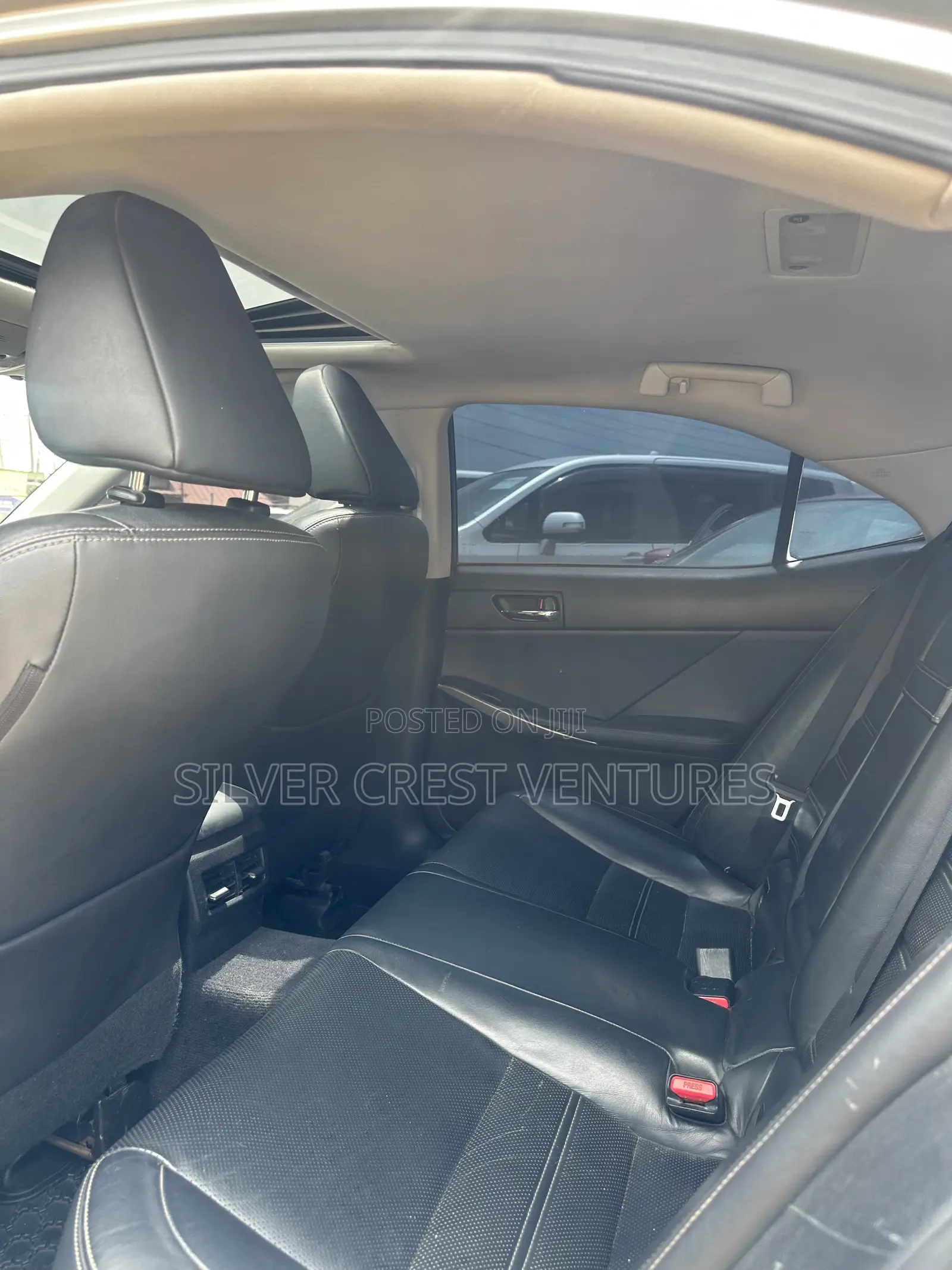 Lexus IS 250 4WD 2014 Gold