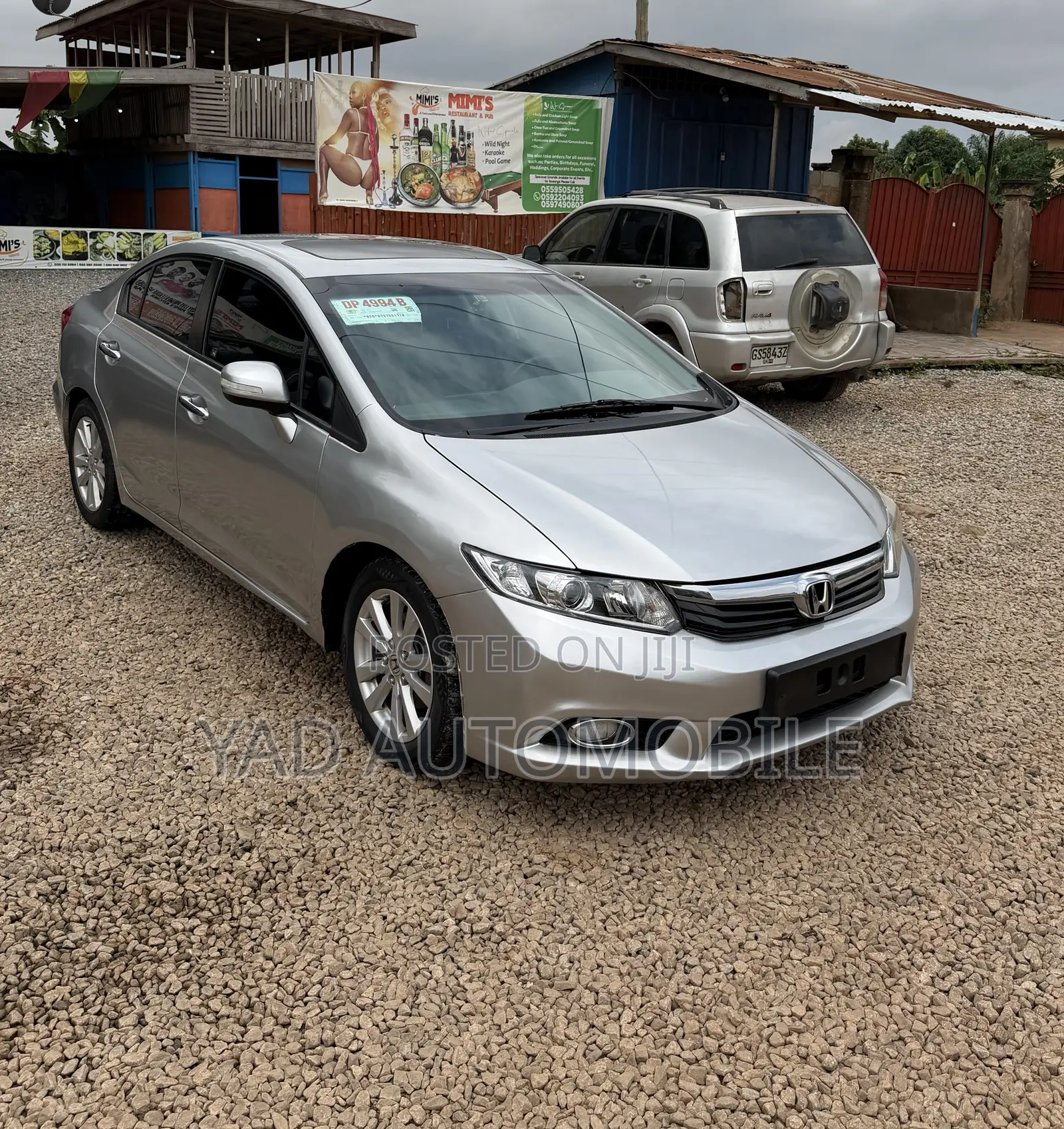 Honda Civic 1.8 5 Door Automatic 2012 Silver