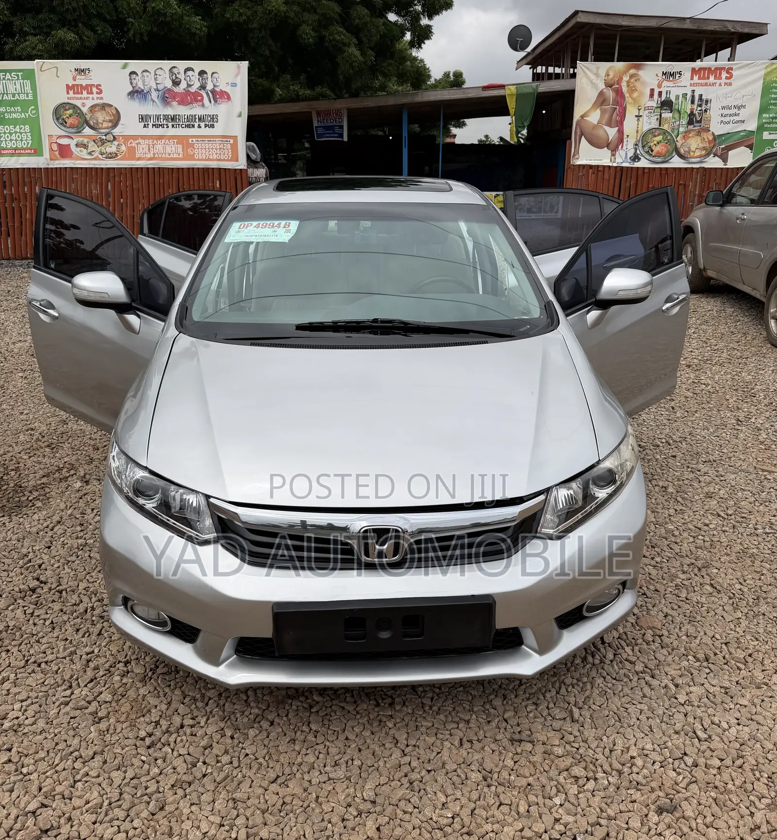 Honda Civic 1.8 5 Door Automatic 2012 Silver