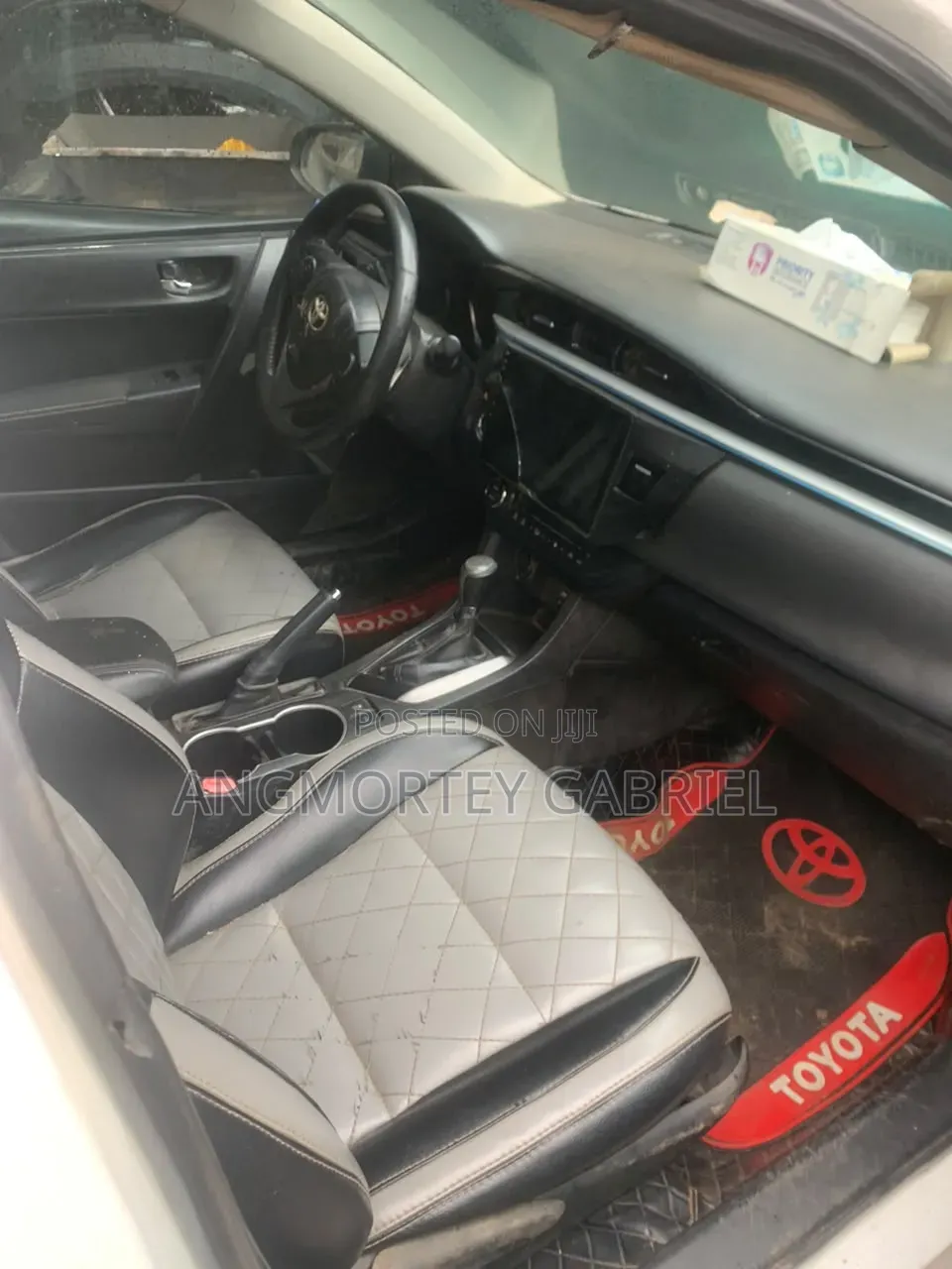 Toyota Corolla 2017 White