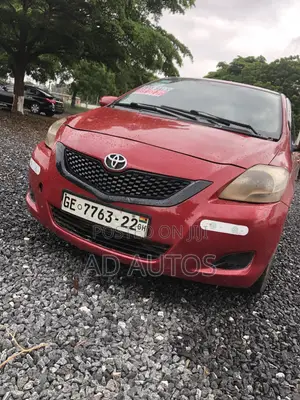Toyota Belta 2010 Red