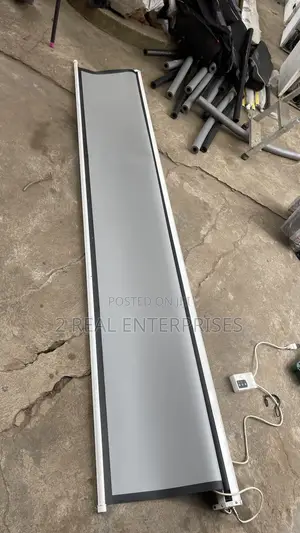 Projector Screen 250cm by 250cm