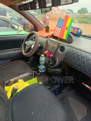 Toyota Sienta 2013 Blue