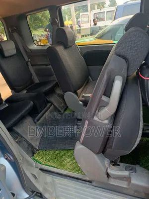 Toyota Sienta 2013 Blue