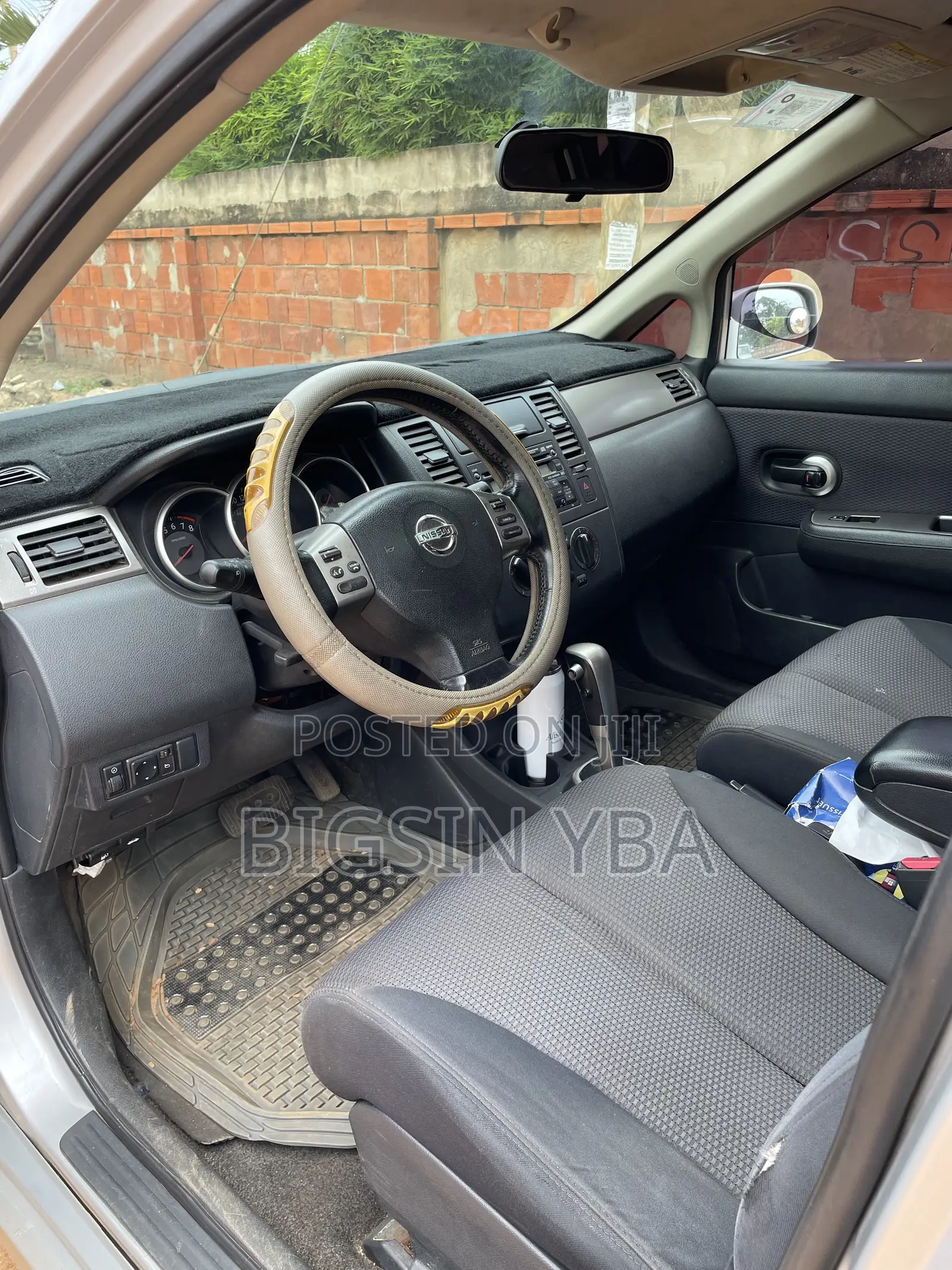 Nissan Versa 1.8 SL 2007 Silver