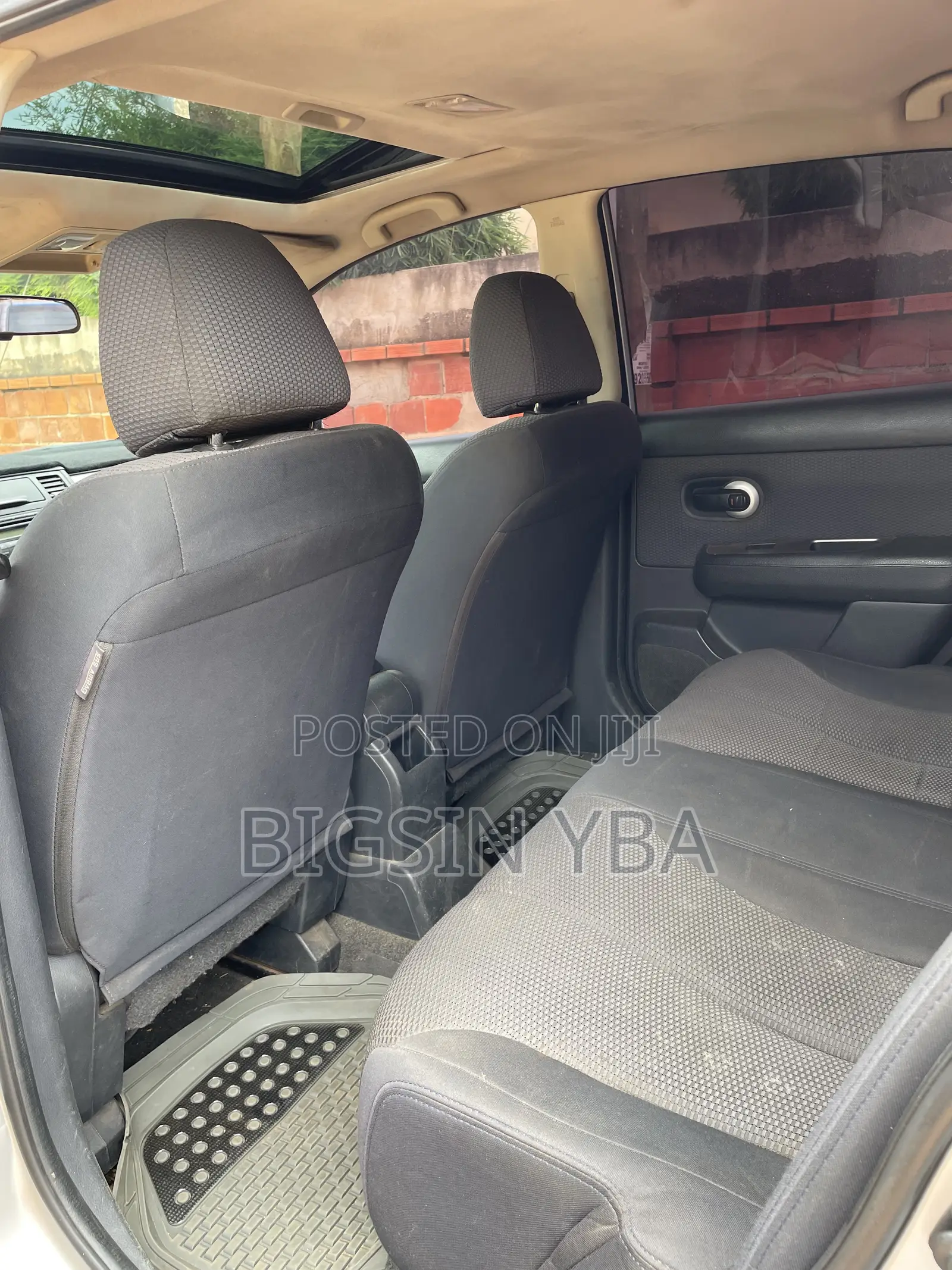 Nissan Versa 1.8 SL 2007 Silver