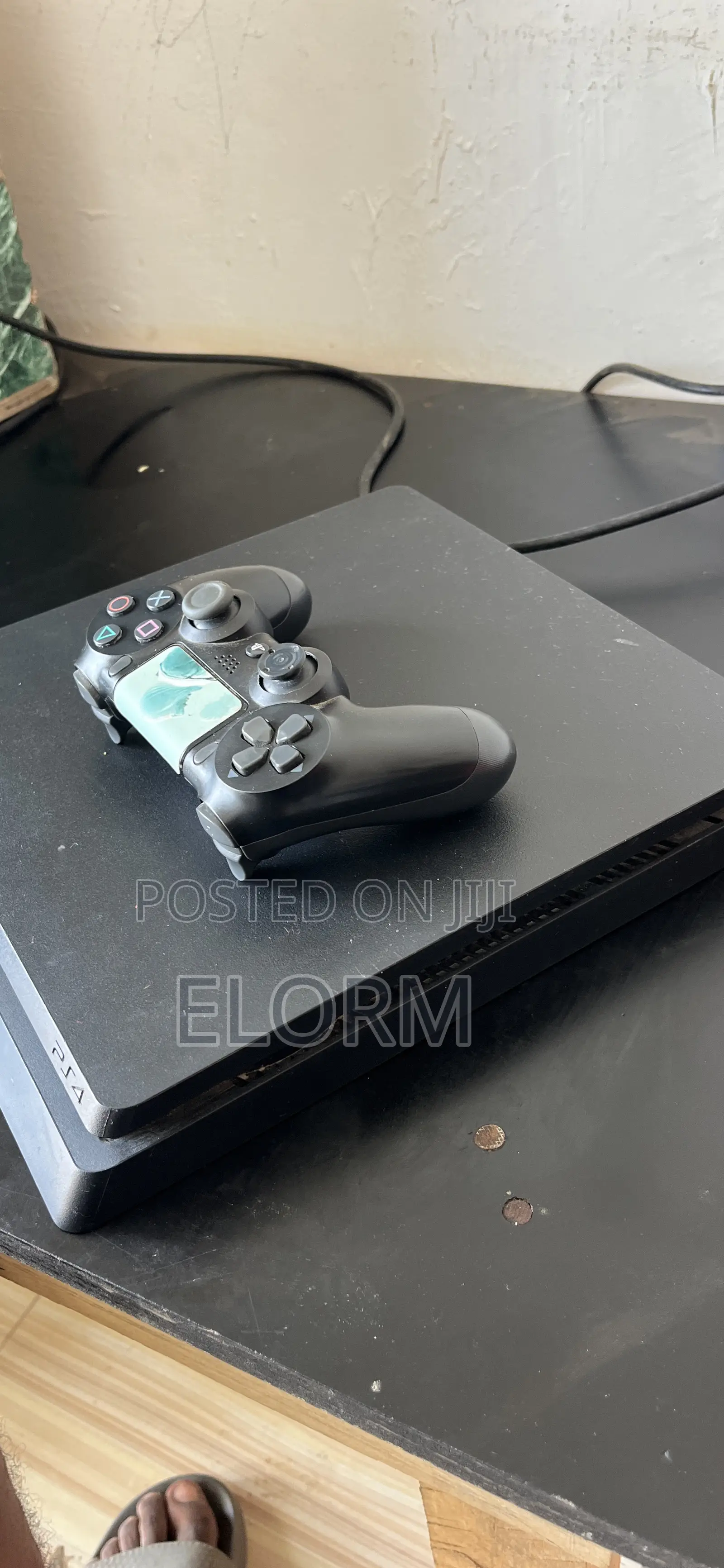 PS4 Slim With 2 Games(Fc26 and Mortal Kombat)