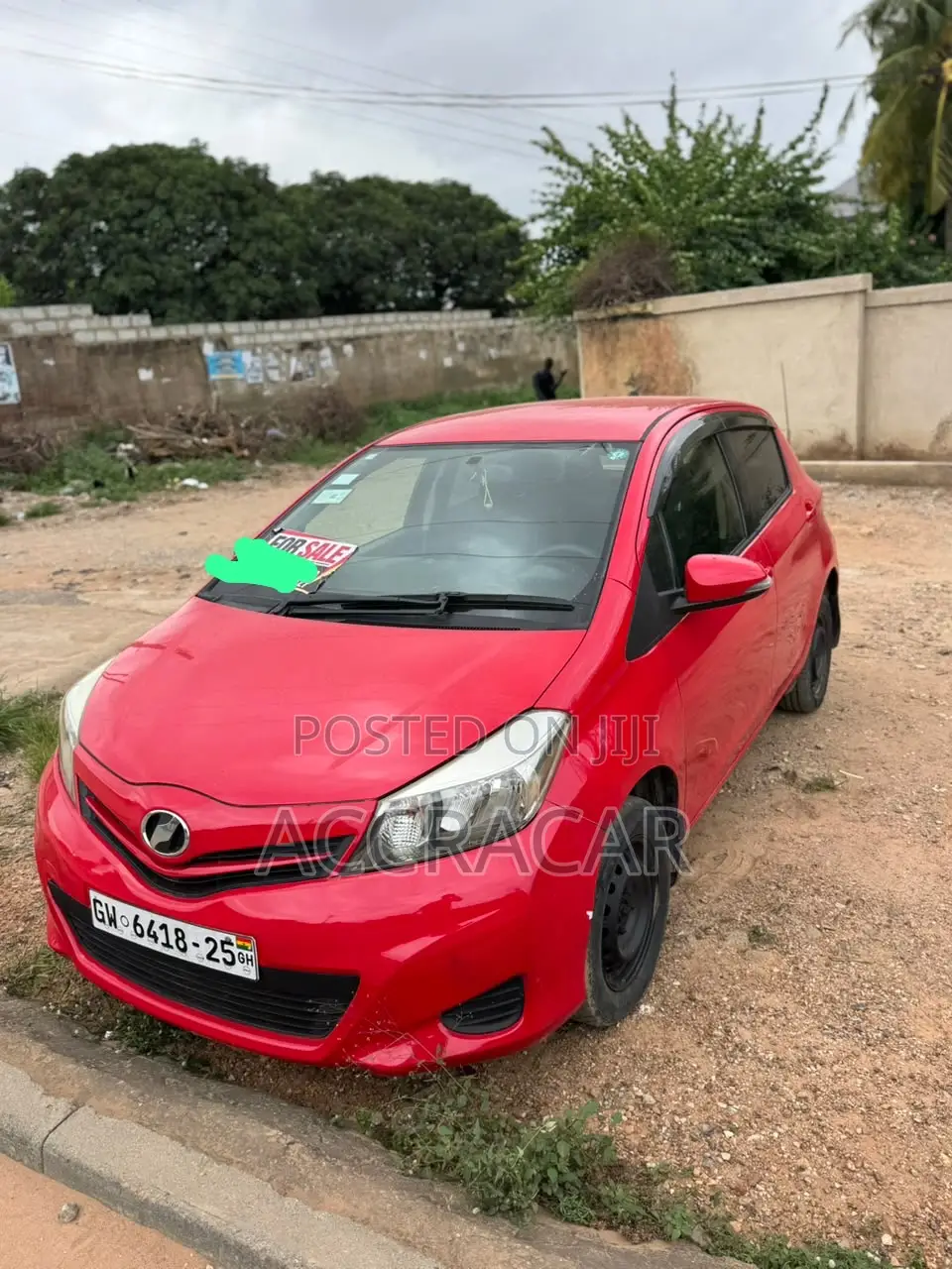Toyota Vitz 2013 Red