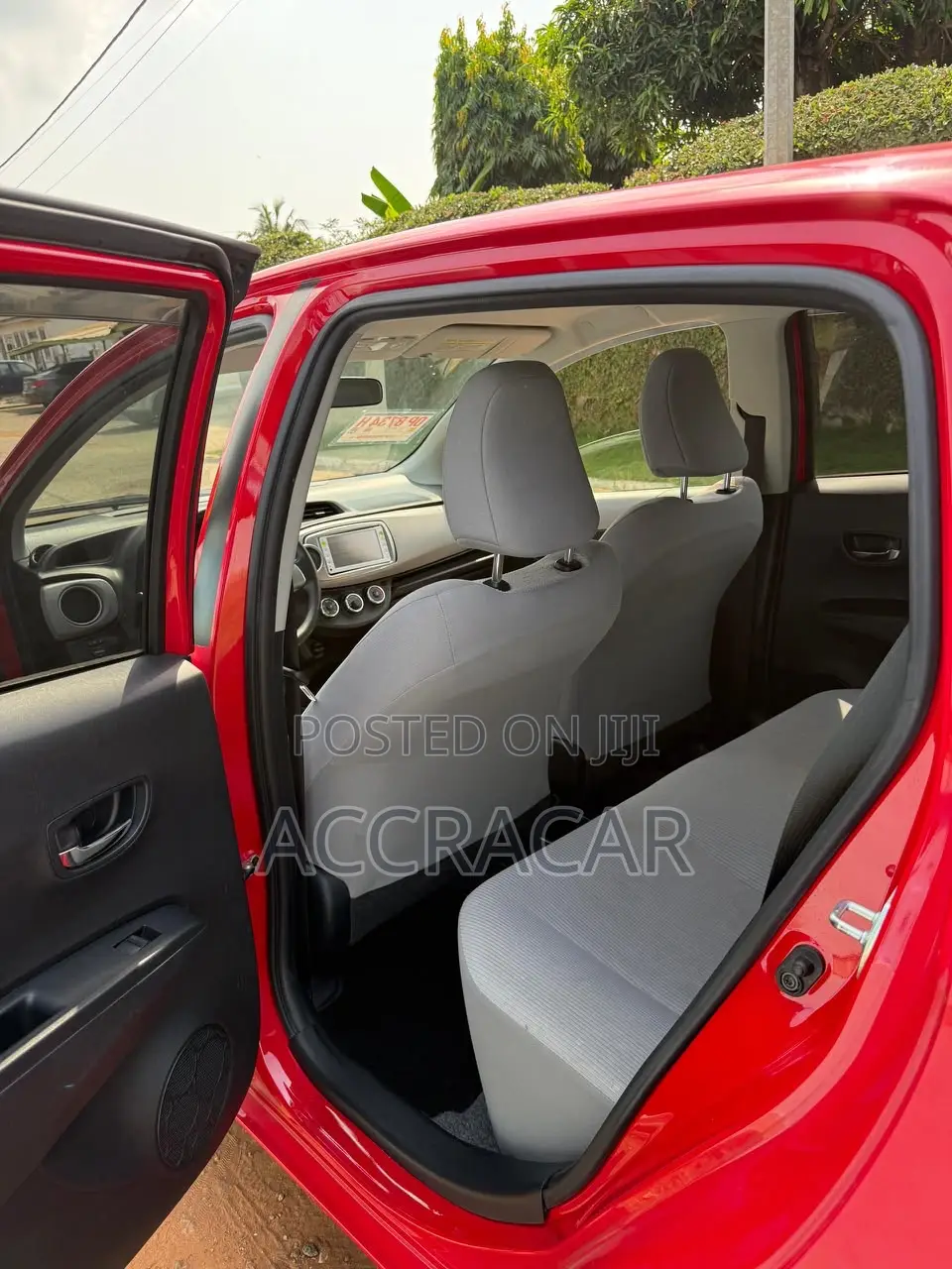 Toyota Vitz 2013 Red