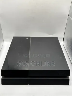 PlayStation 4 Console Bundle – Loaded With Games