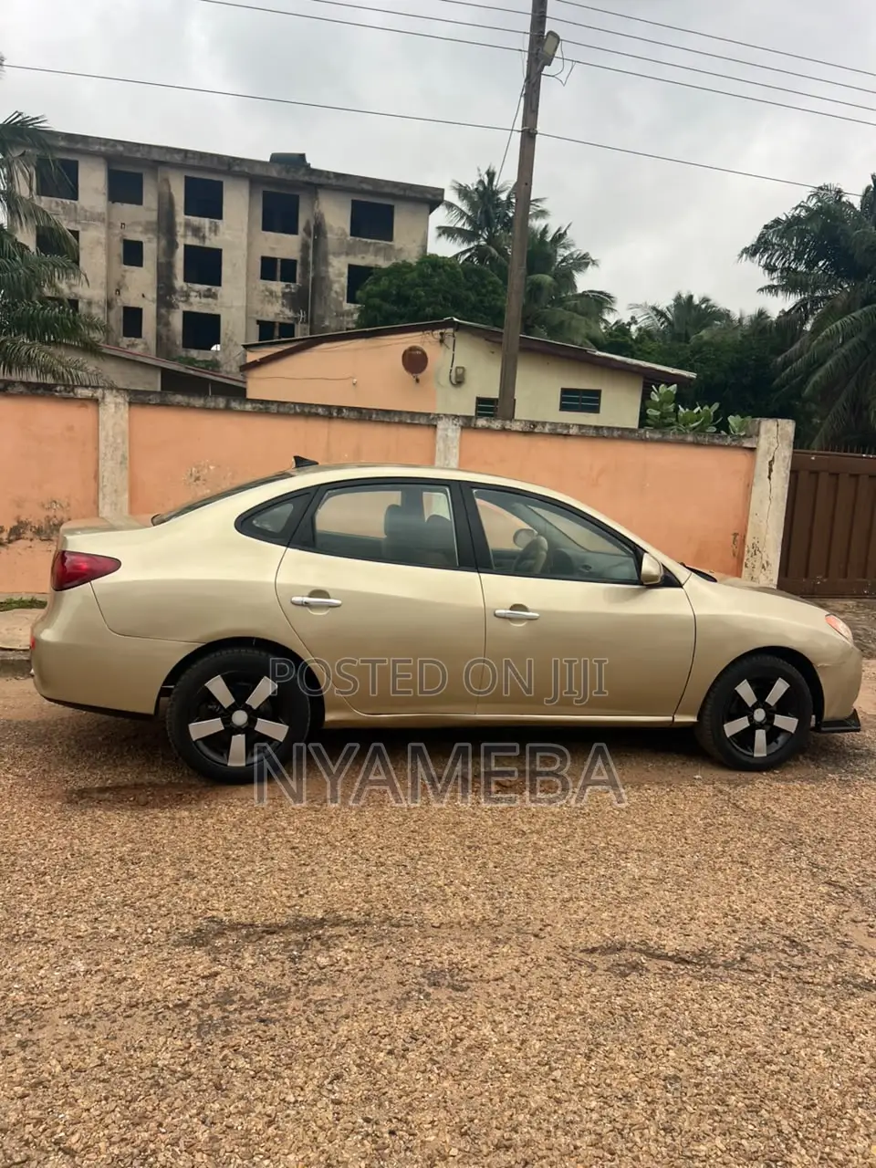 Hyundai Elantra SE 2010 Gold