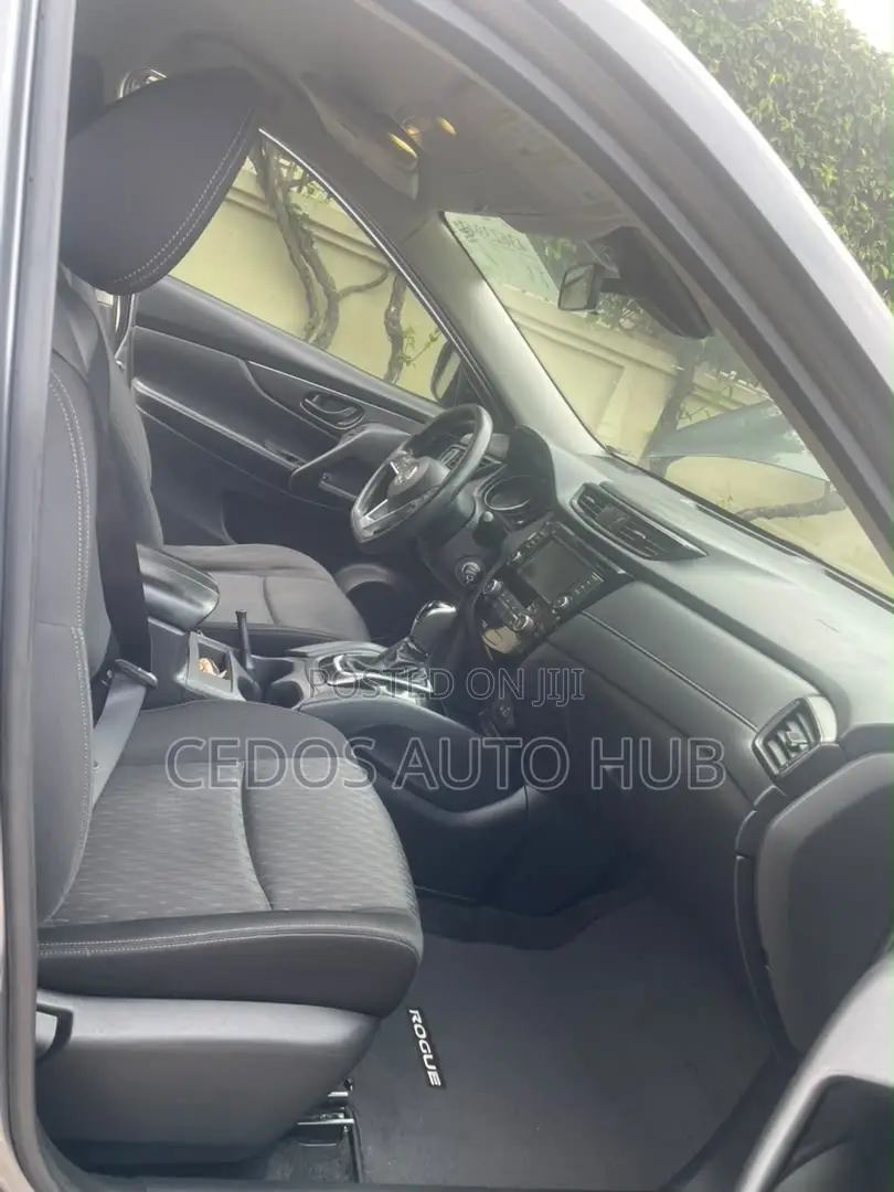 Nissan Rogue SL FWD 2019 Gray