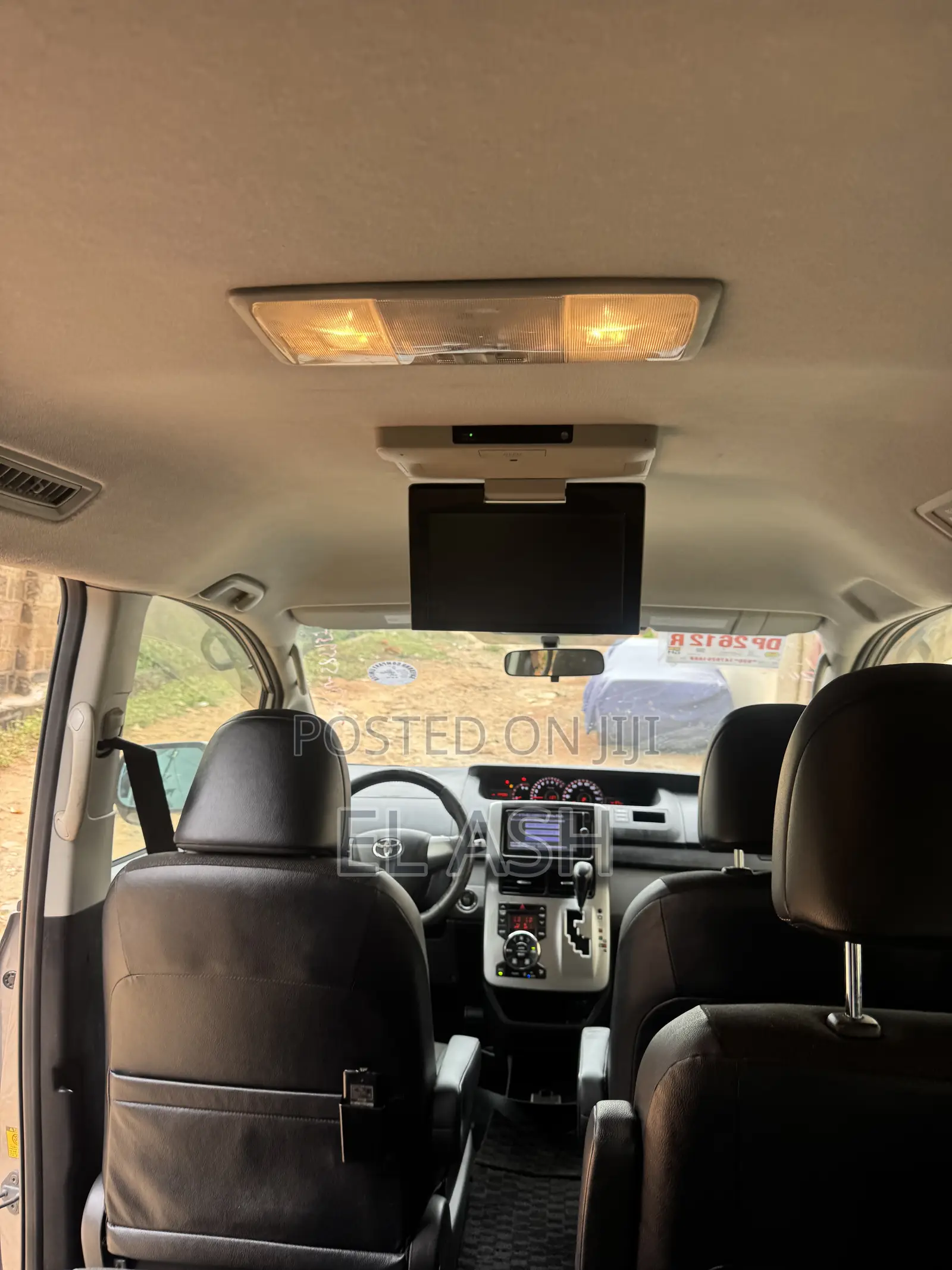 Toyota Voxy 2013 Black