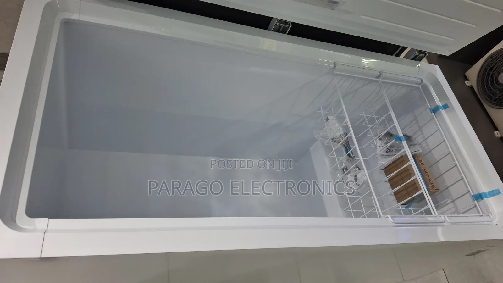 Midea Chest Freezer MDRC564FZN01
418 Liters