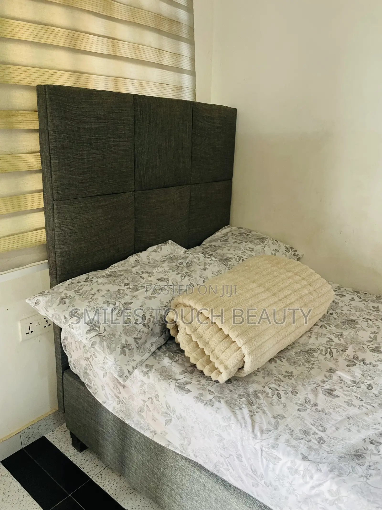 11⁄2 Size Bed for Sale