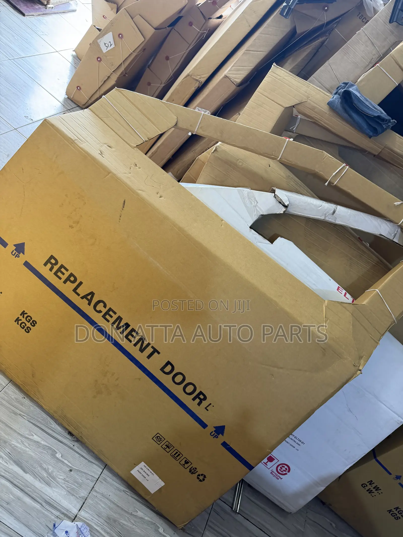 CRV 2018 Doors Front Left Available