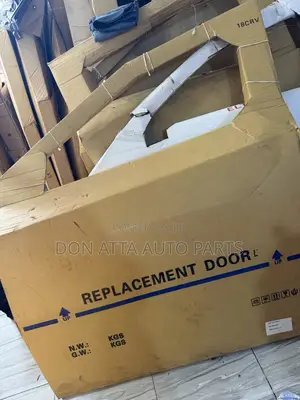CRV 2018 Doors Front Left Available