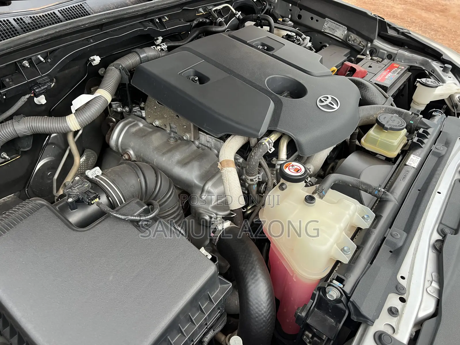 Toyota Hilux 2.4 Diesel 2020 Silver