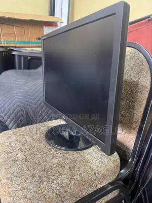 LG 24” Monitor -Flatron W2242tq