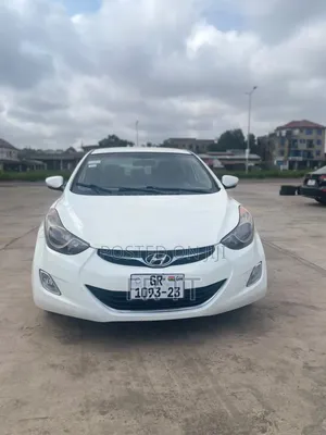 Hyundai Elantra 2013 White