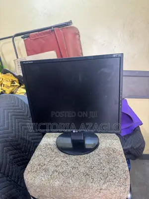 LG FLATRON 19inchs Monitor- Quality and Reliable