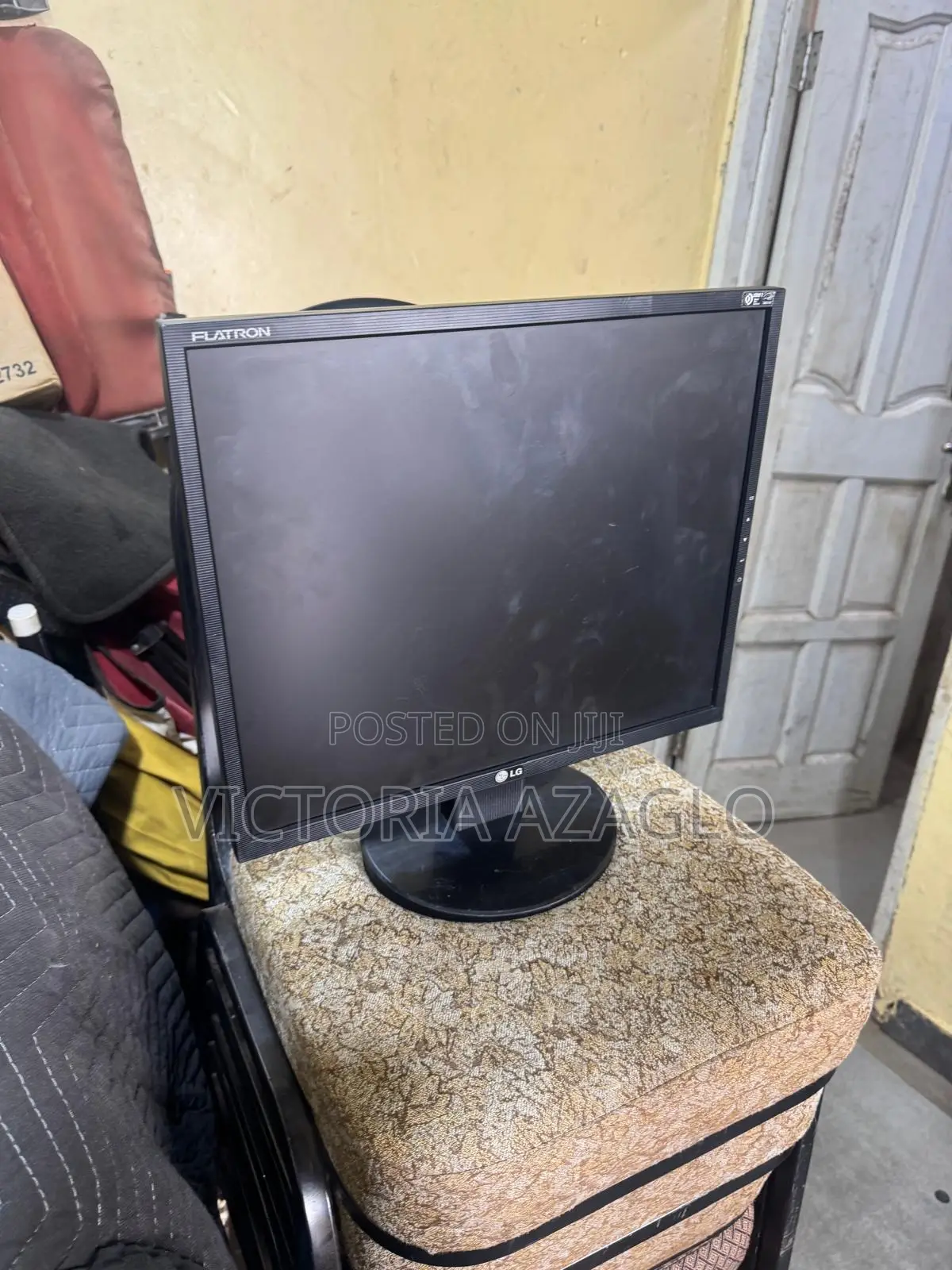 LG FLATRON 19inchs Monitor- Quality and Reliable