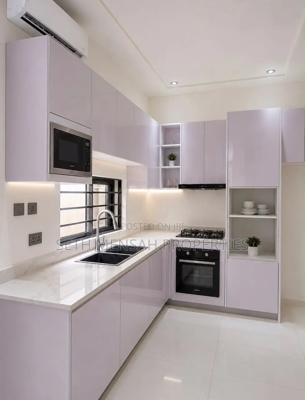 3bdrm House in 3 Bedroom Semi, Lake Side Estate for sale