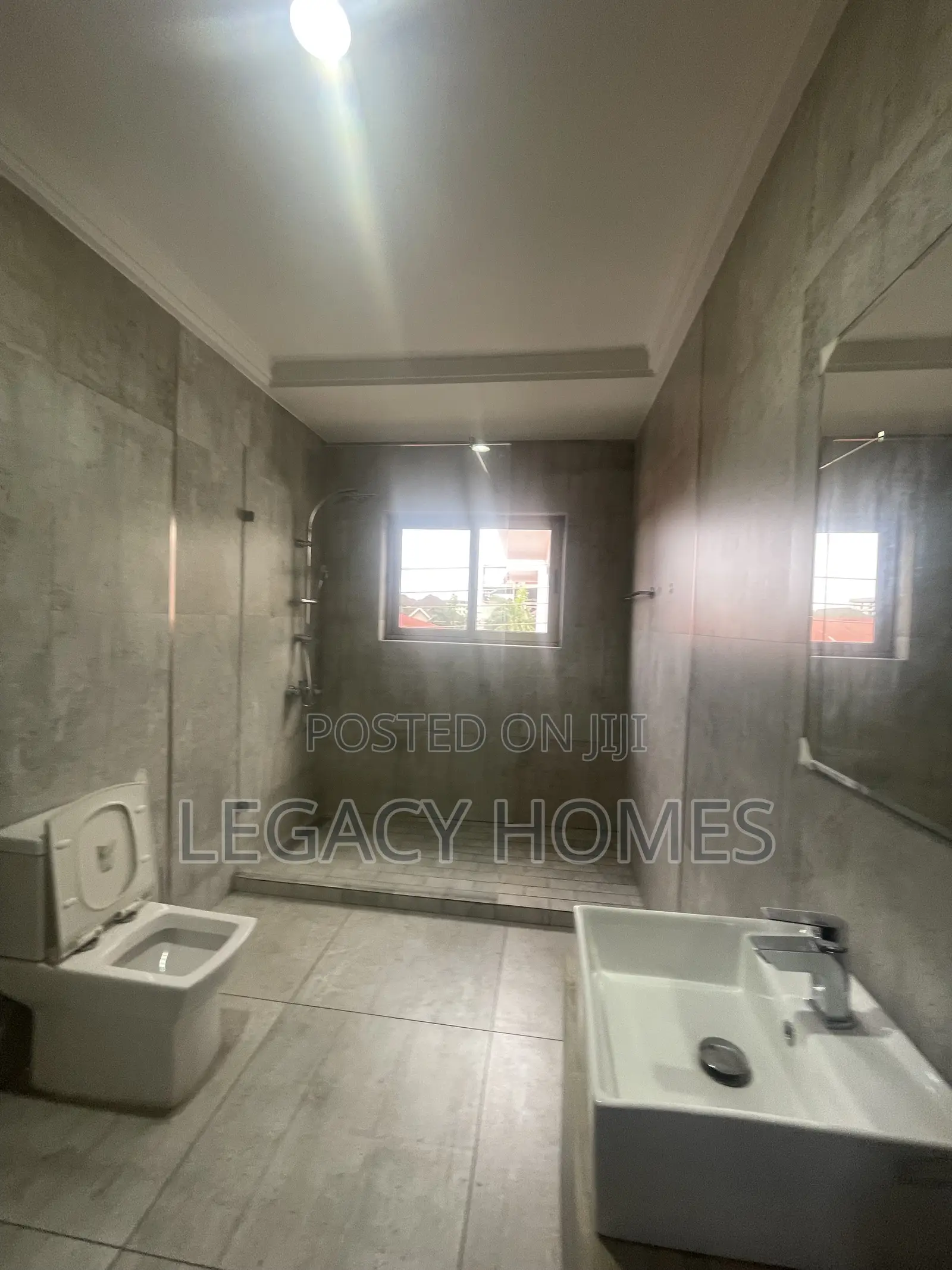 12bdrm House in East Legon, A&C Mall Area for rent