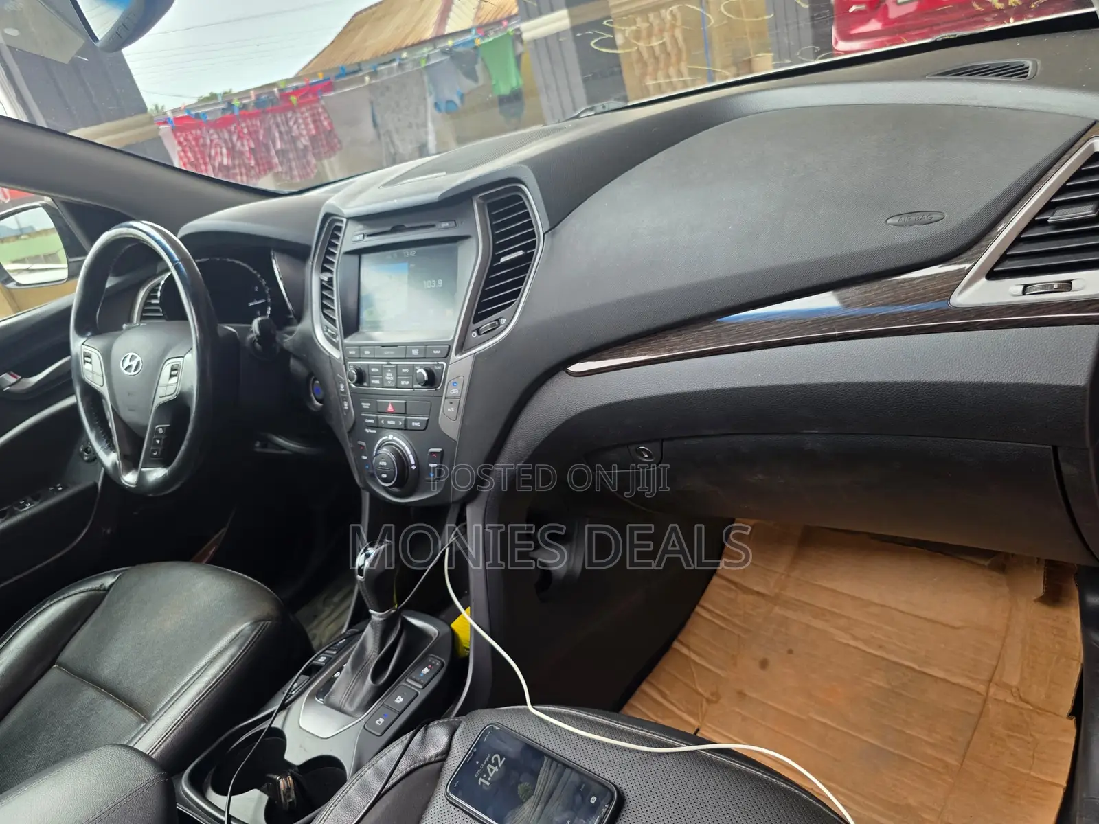 Hyundai Santa Fe SE Ultimate AWD 2017 Gray