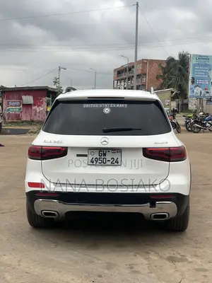 Mercedes-Benz GLB-Class 2019 White