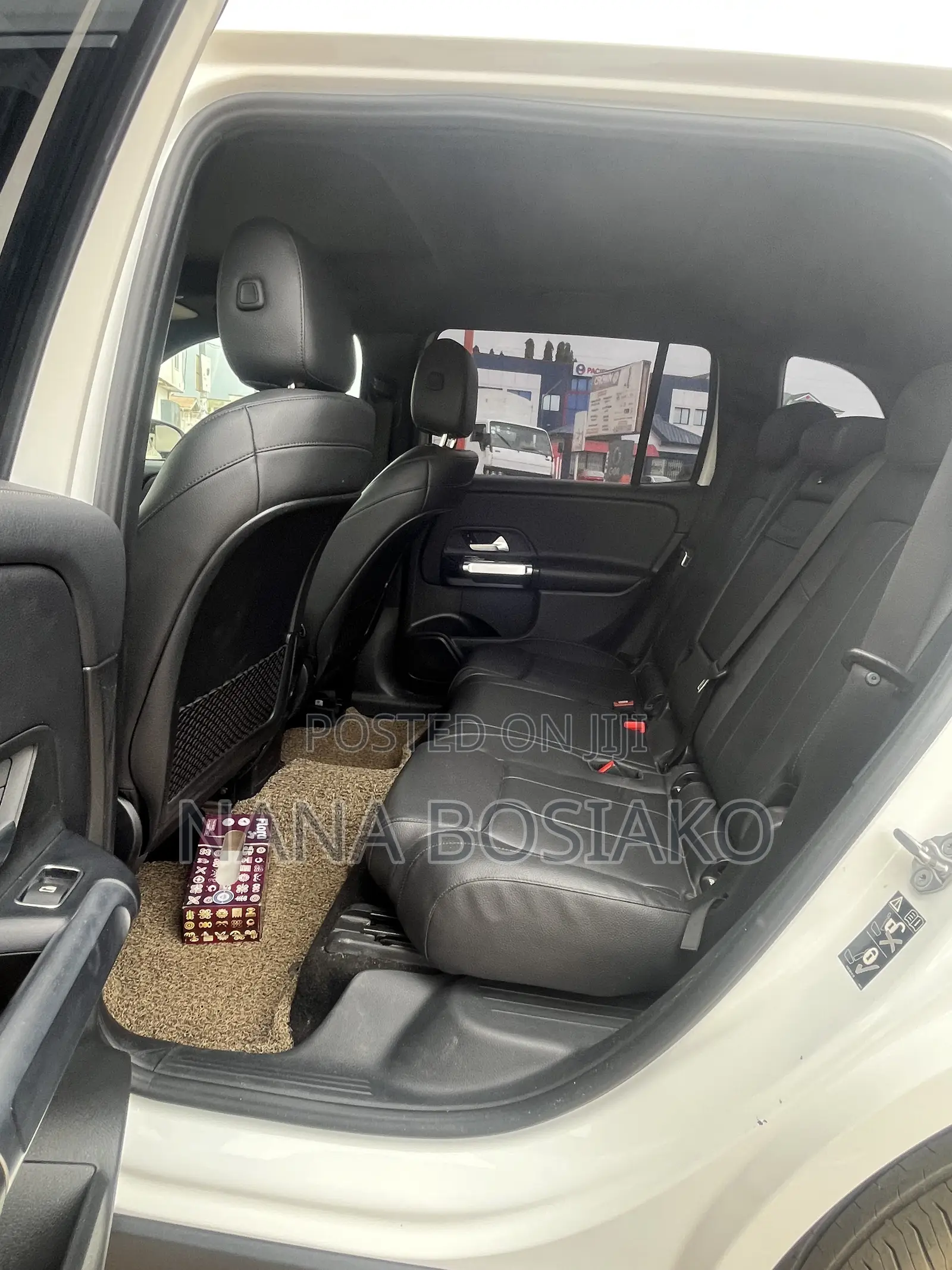 Mercedes-Benz GLB-Class 2019 White