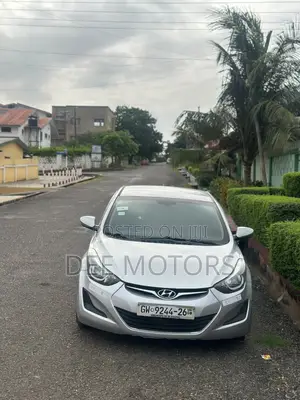 Hyundai Elantra 2015 Silver